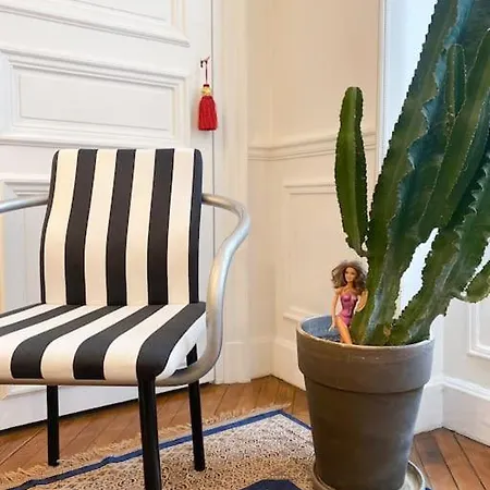 Artist At Tour Eiffel Appartamento Parigi